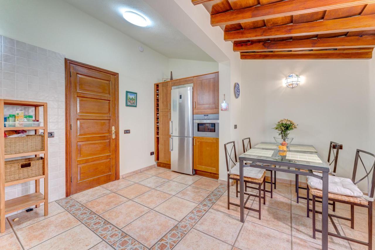 Buenavista Panoramic Villa In Costa Adeje Bagian luar foto