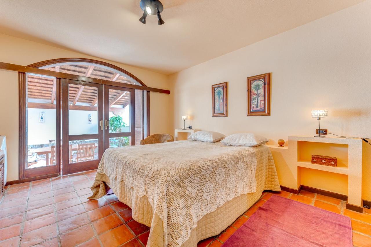 Buenavista Panoramic Villa In Costa Adeje Bagian luar foto