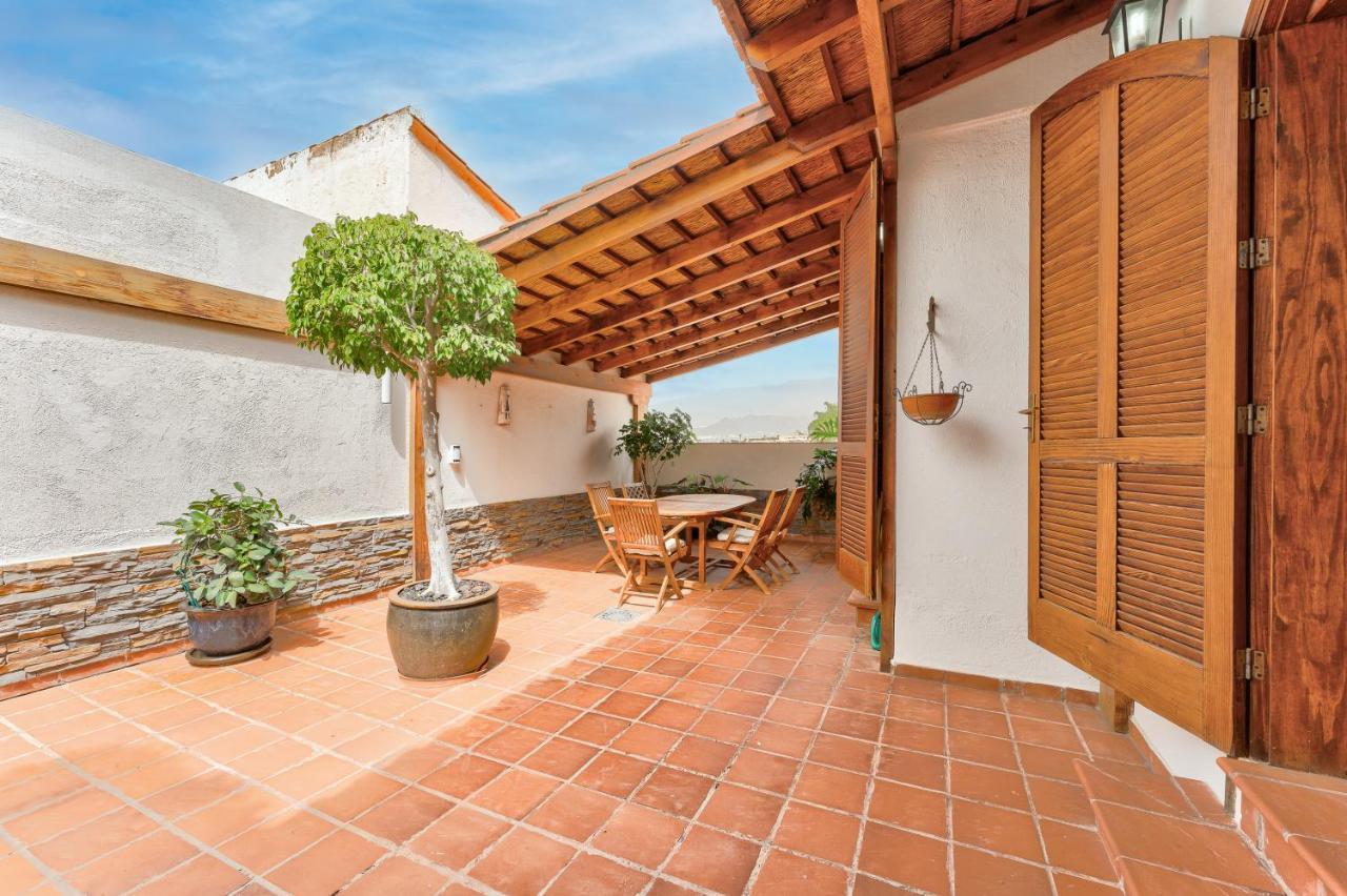 Buenavista Panoramic Villa In Costa Adeje Bagian luar foto