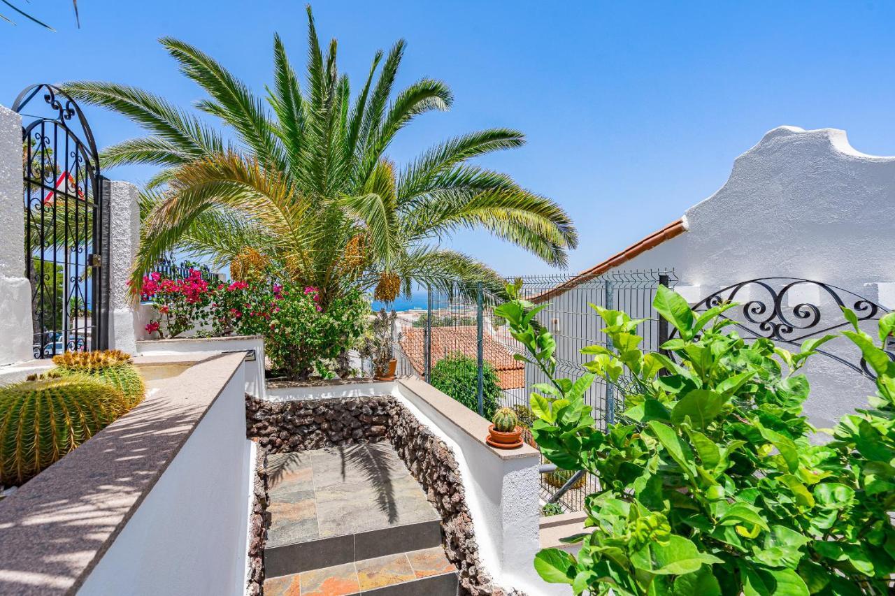 Buenavista Panoramic Villa In Costa Adeje Bagian luar foto