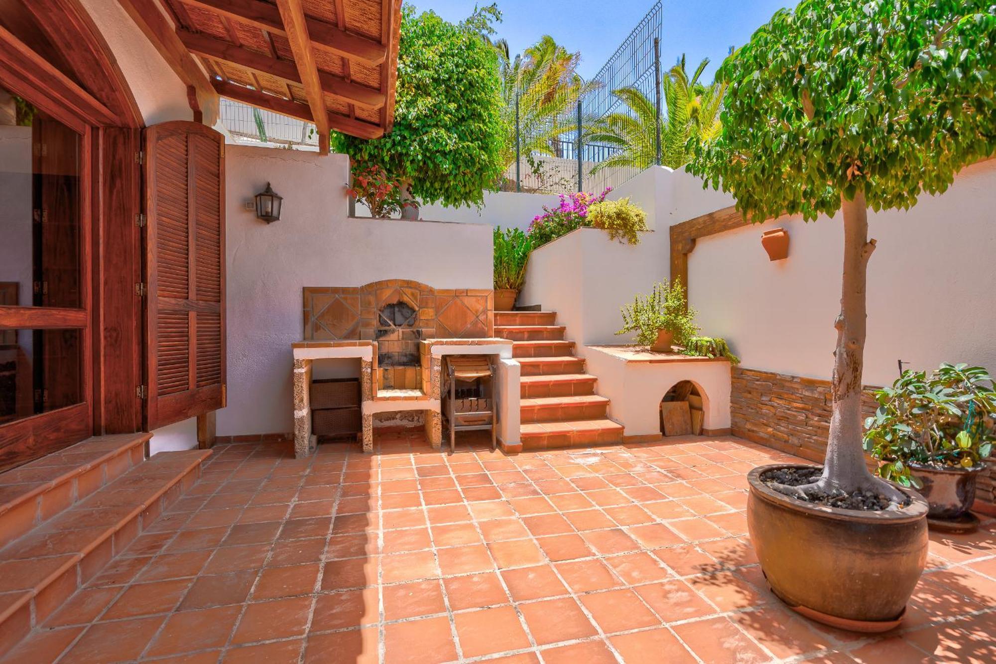 Buenavista Panoramic Villa In Costa Adeje Bagian luar foto