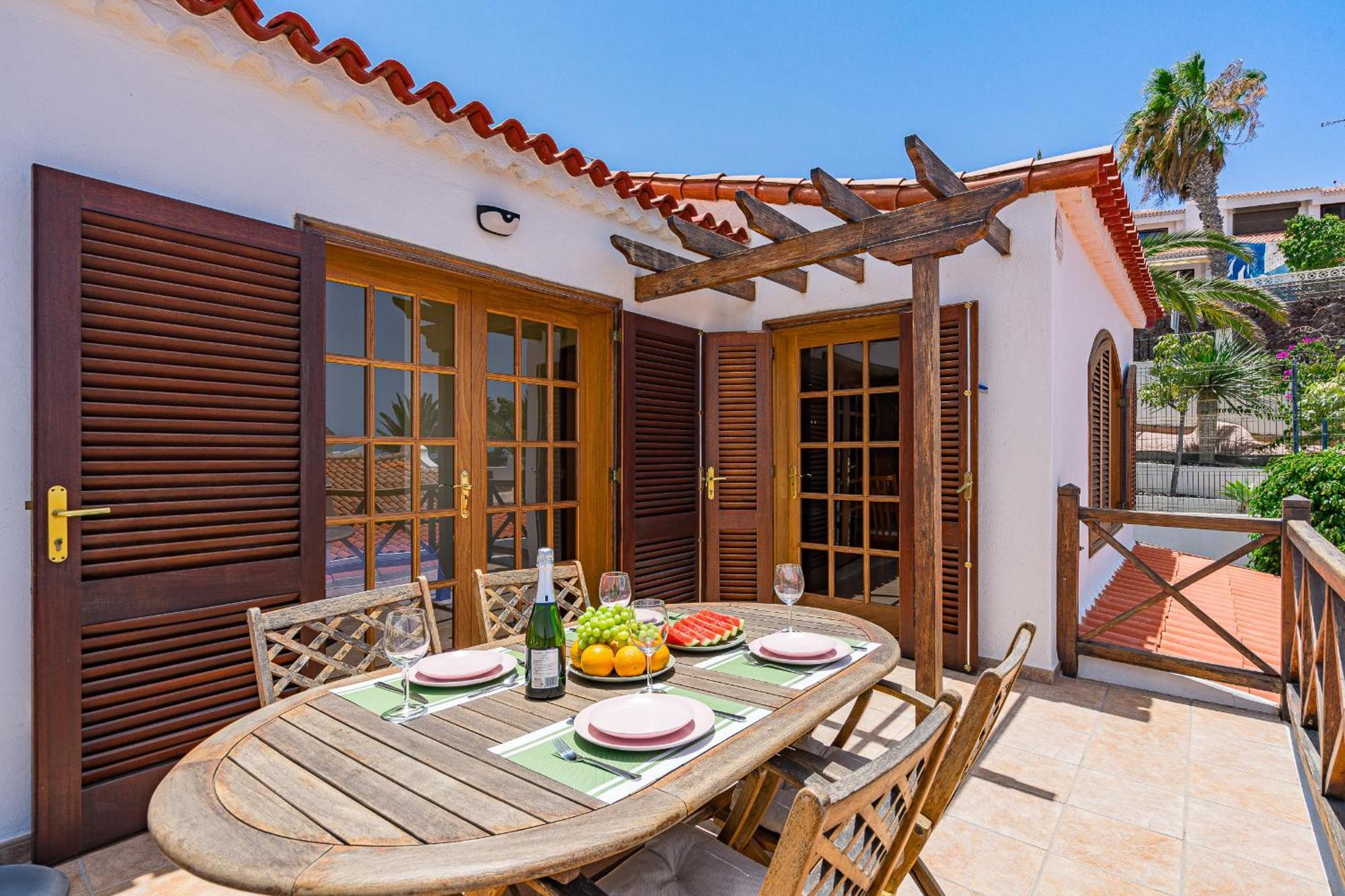 Buenavista Panoramic Villa In Costa Adeje Bagian luar foto